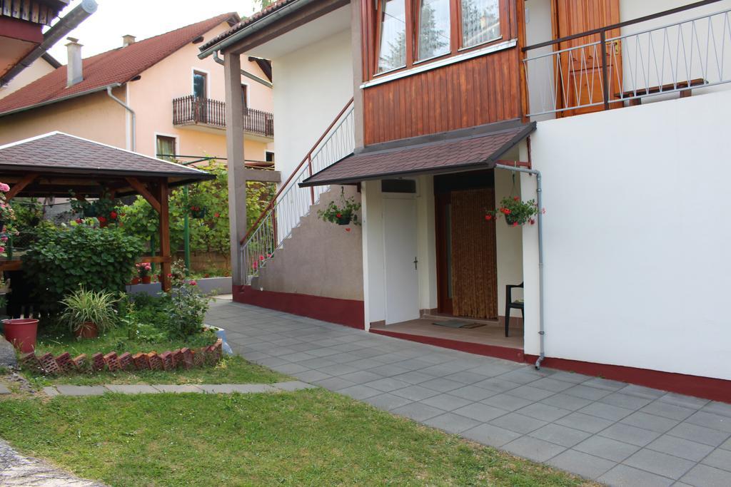 Apartment Zalac Slunj Extérieur photo